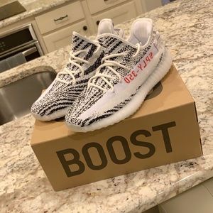 Yeezy Boost 350 V2